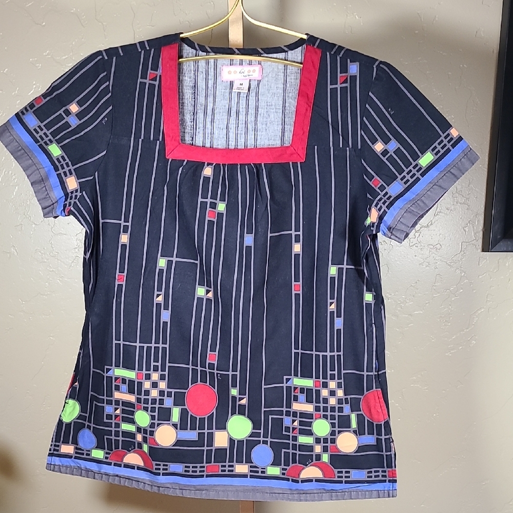Koi Dark Navy Blue Multi-colored Graphic Scrub Top Uniform Medium‎ 100% Cotton